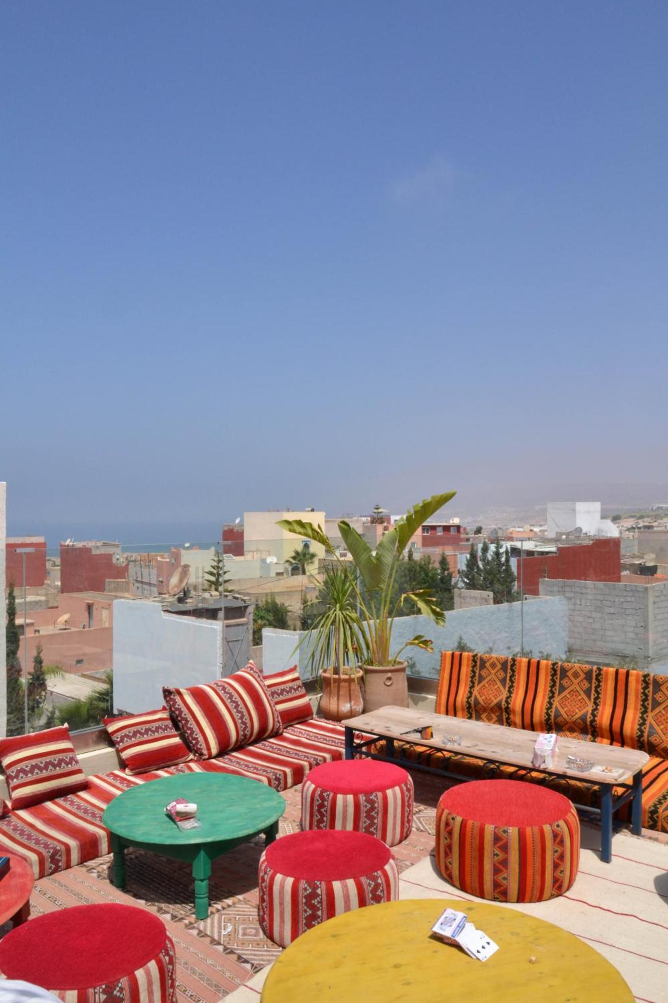 Playa Del Sol Surf House Hostel Tamraght Buitenkant foto
