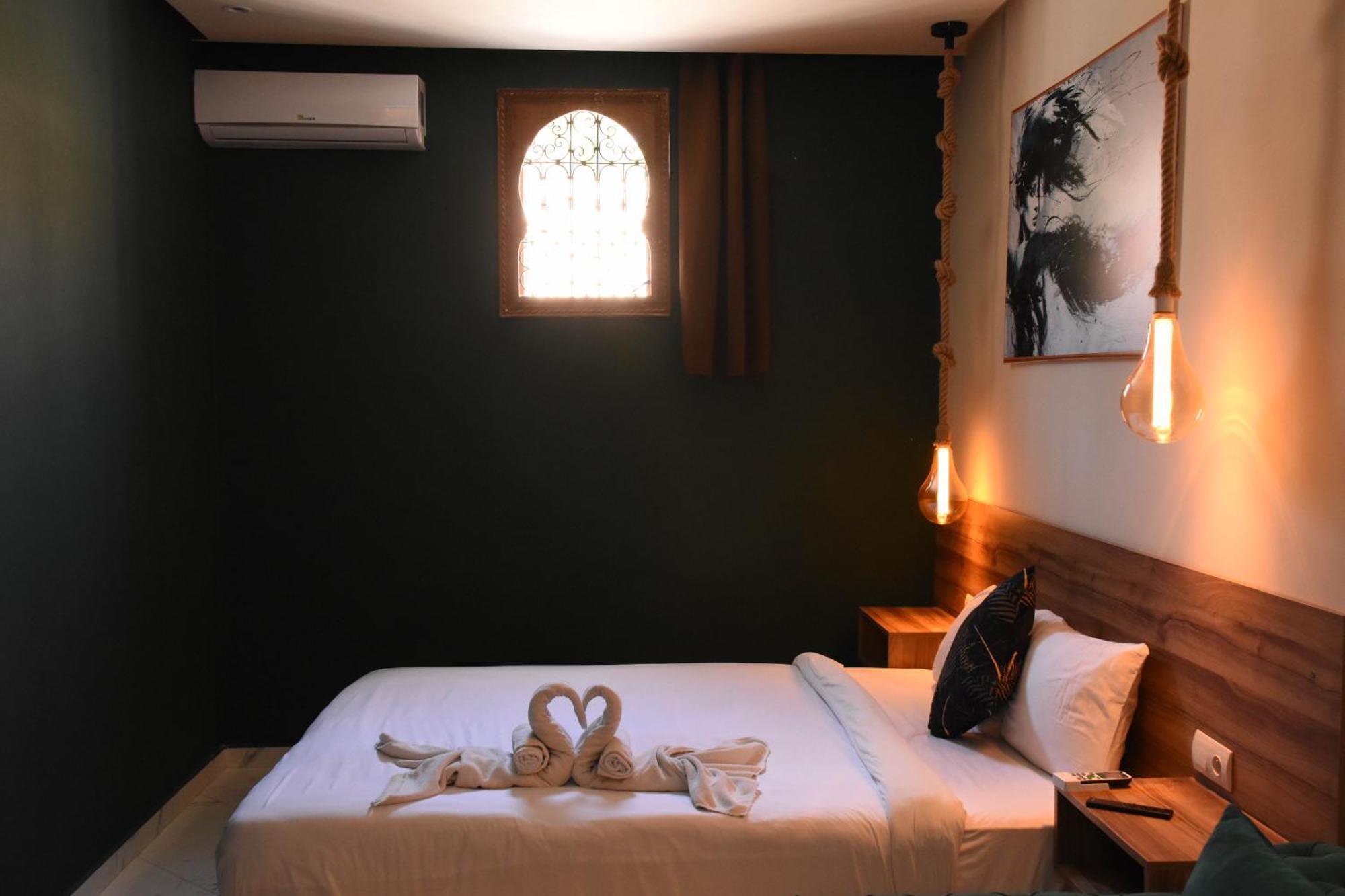 Playa Del Sol Surf House Hostel Tamraght Buitenkant foto