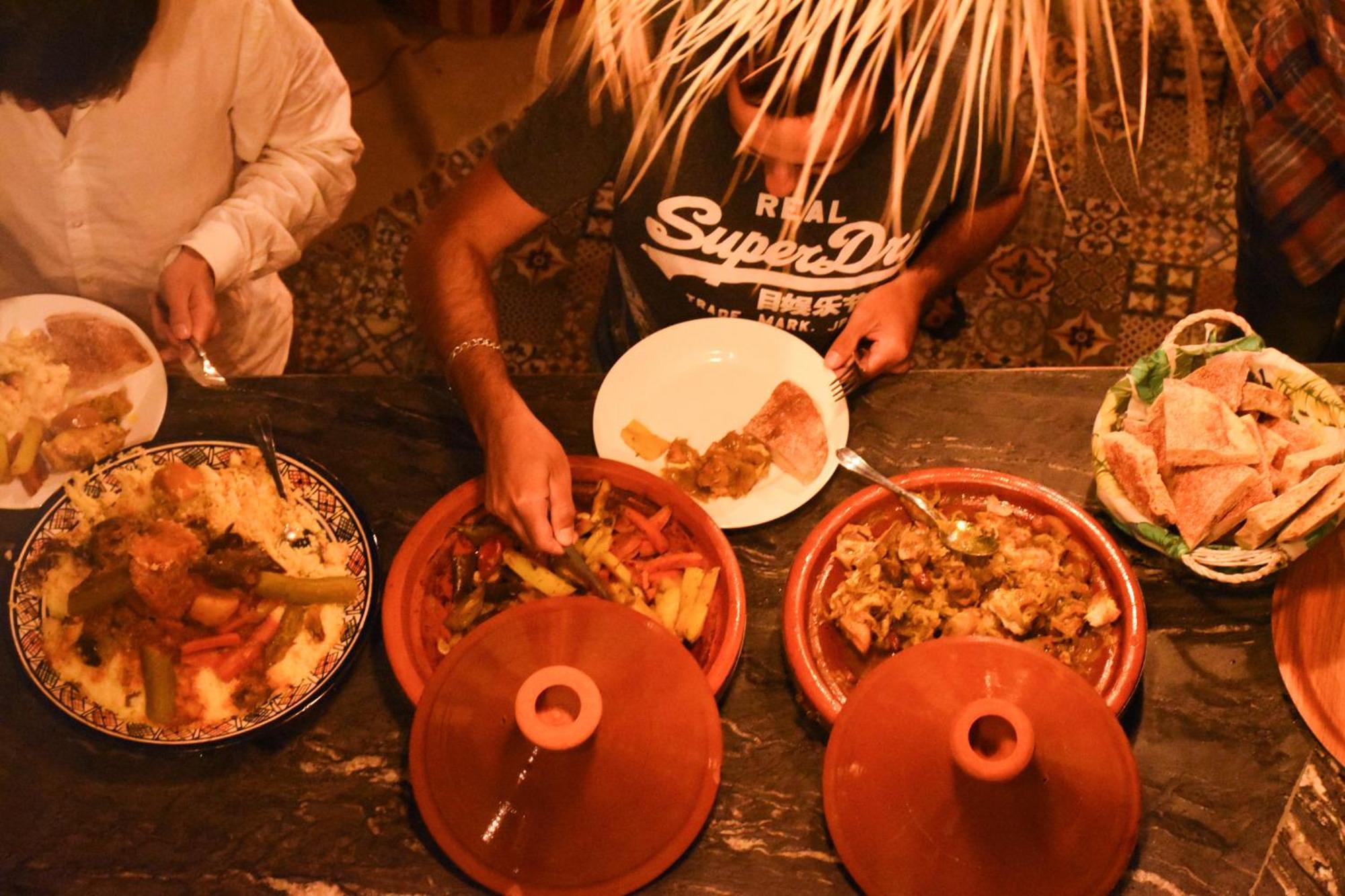 Playa Del Sol Surf House Hostel Tamraght Buitenkant foto